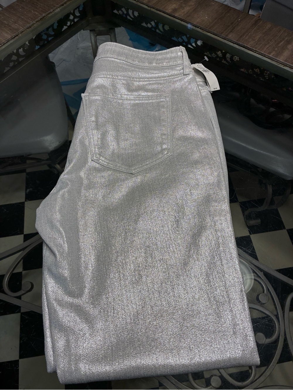 Old Navy Women’s Shimmer Skinny Jeans in Silver